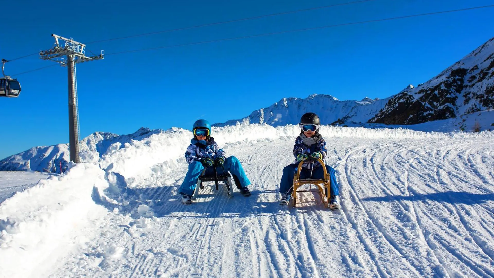 Azureva La Clusaz Les Aravis Aparthotel