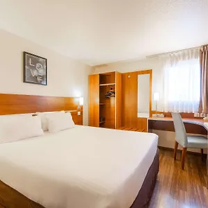 Comfort Aeroport Lyon St Exupery Otel